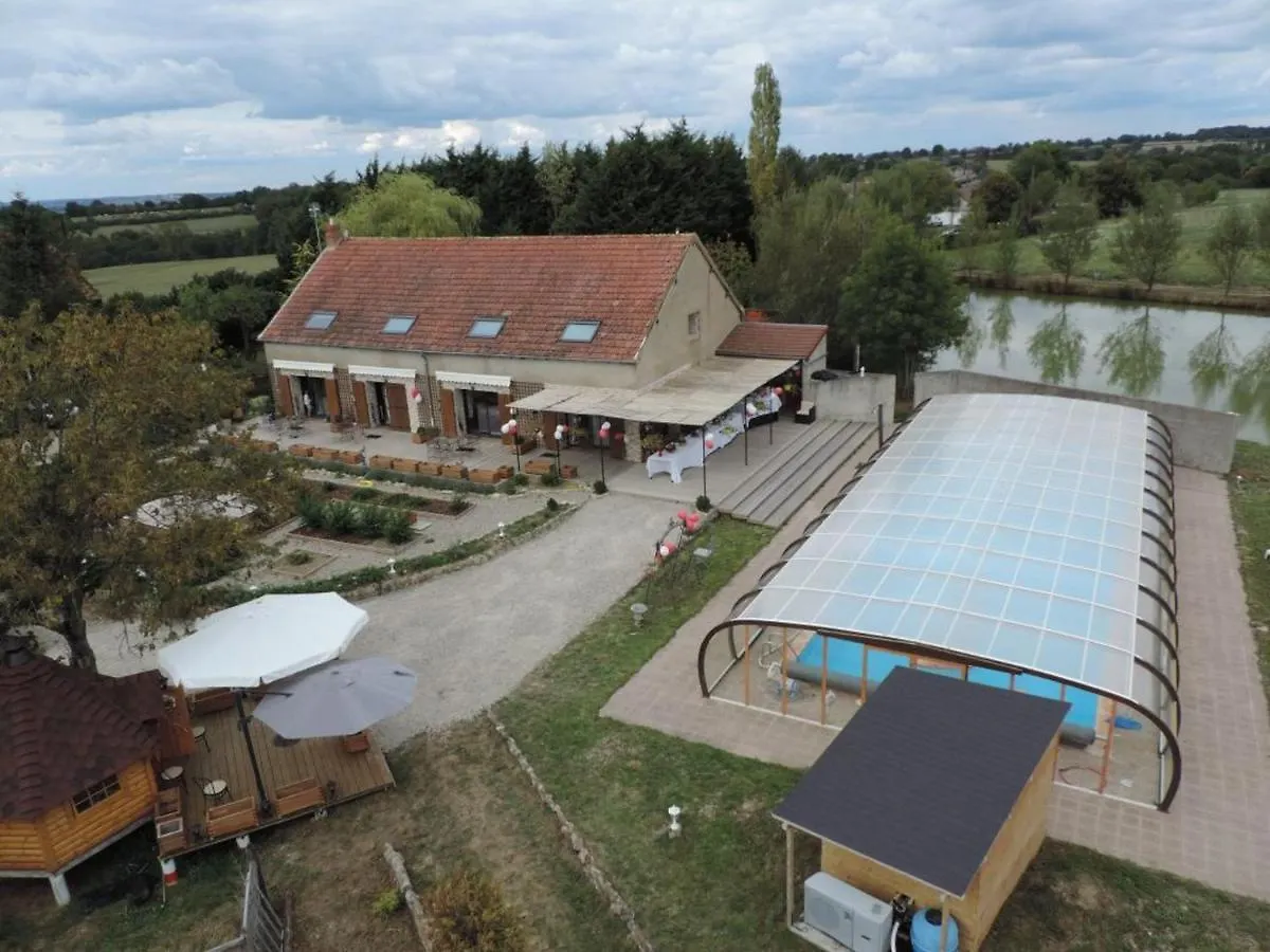 Maison Renovee Avec Piscine Chauffee Partagee, Ideale Pour Familles Et Groupes, Animaux Acceptes - Fr-1-489-346 Saint-Hilaire  0*, Saint-Hilaire (Allier) France