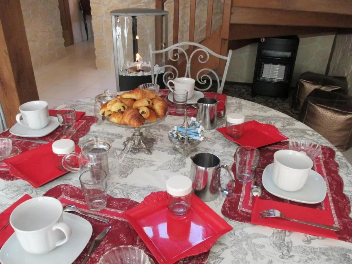 Holiday home Maison Renovee Avec Piscine Chauffee Partagee, Ideale Pour Familles Et Groupes, Animaux Acceptes - Fr-1-489-346 Saint-Hilaire  France